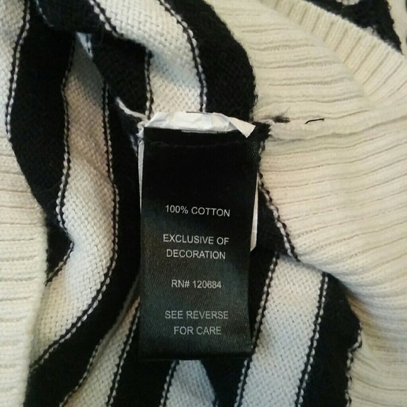 ❌SOLD❌Torrid Size 1 Womens 1X Sweater Lace - Picture 3 of 6